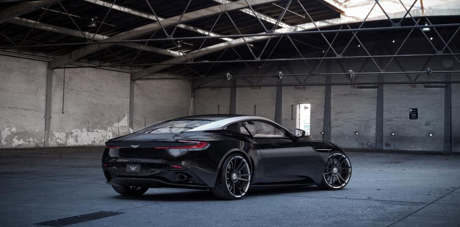  Aston Martin DB11 by Wheelsandmore 2017 года  (фото 4 из 6)
